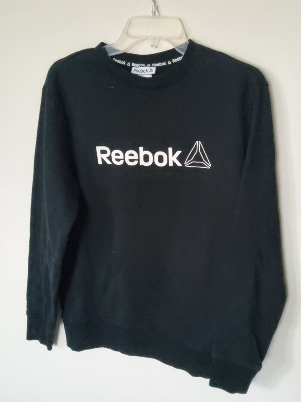 Reebok Black Sweatshirt size S